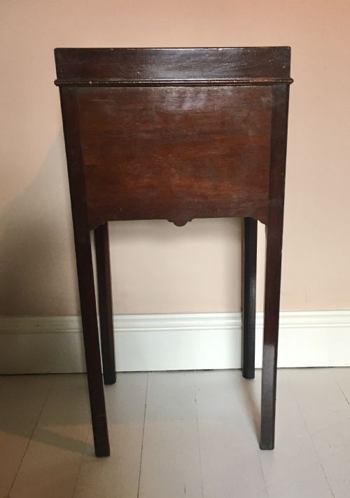 MAHOGANY BEDSIDE POT CUPBOARD - ADDITIONAL PHOTO 6