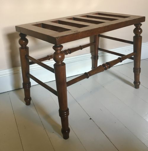 LUGGAGE RACK - ADDITIONAL PHOTO 3
