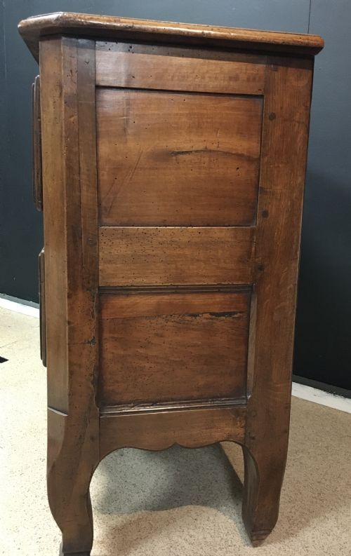 FRENCH CHEST OF DRAWERS - ADDITIONAL PHOTO 12