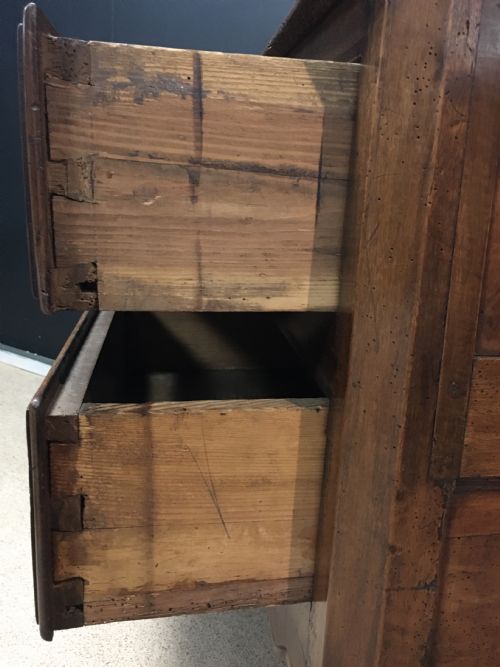 FRENCH CHEST OF DRAWERS - ADDITIONAL PHOTO 14