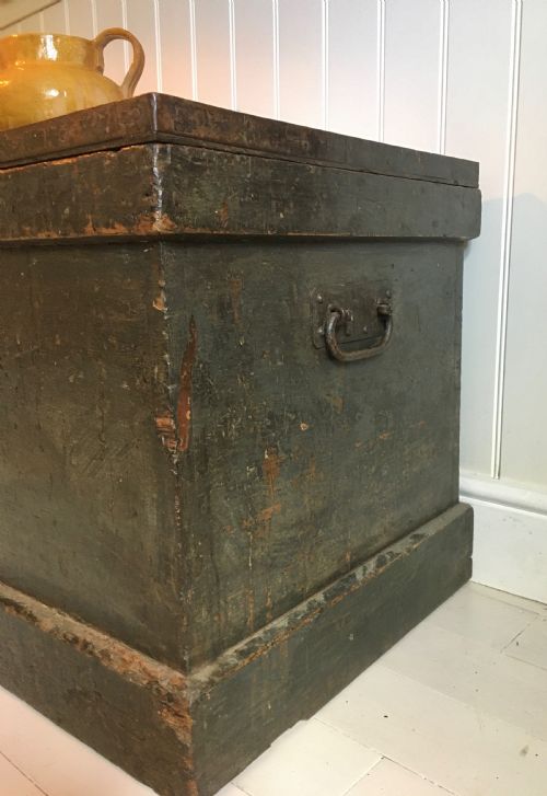 PAINTED PINE TRUNK - ADDITIONAL PHOTO 1
