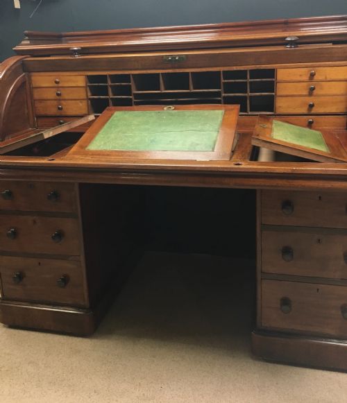 19TH CENTURY MAHOGANY ROLL TOP DESK - ADDITIONAL PHOTO 4
