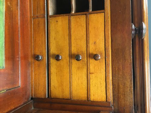 19TH CENTURY MAHOGANY ROLL TOP DESK - ADDITIONAL PHOTO 7