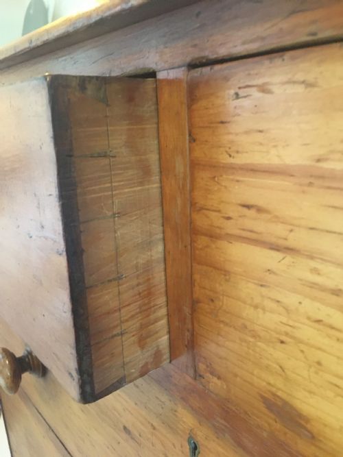 C19TH PINE CHEST OF DRAWERS - ADDITIONAL PHOTO 4