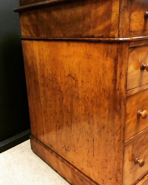 HEALS OF LONDON SATIN BIRCH PEDESTAL DESK - ADDITIONAL PHOTO 3