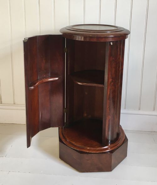 MAHOGANY POT CUPBOARD BEDSIDE CUPBOARD - ADDITIONAL PHOTO 3