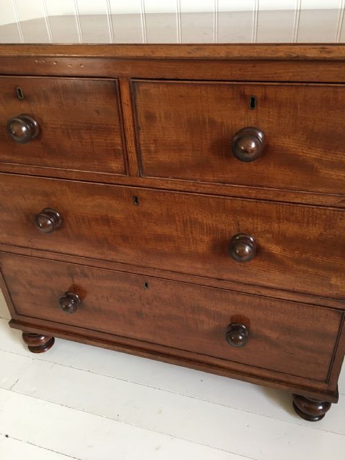 MAHOGANY CHEST OF DRAWERS - ADDITIONAL PHOTO 2