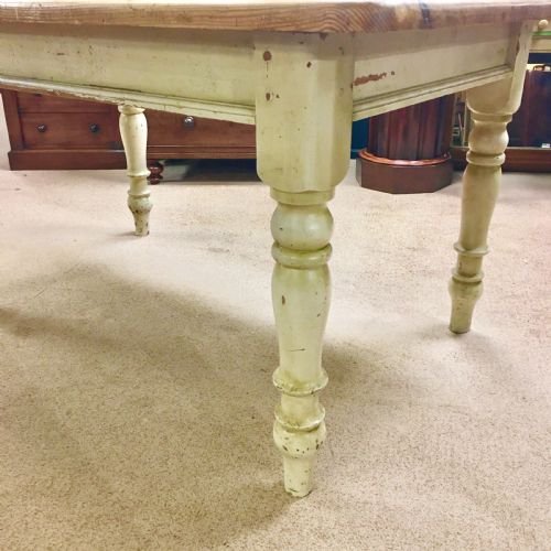 PINE KITCHEN TABLE - ADDITIONAL PHOTO 2