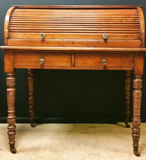 19TH CENTURY WALNUT DESK - ADDITIONAL PHOTO 1