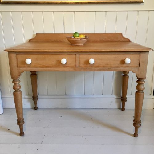 victorian pine side table desk - CATEGORY: ANTIQUE TABLES - DATED VICTORIAN