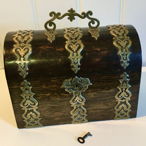 coromandel box - CATEGORY: ANTIQUE BOXES - DATED 19TH CENTURY
