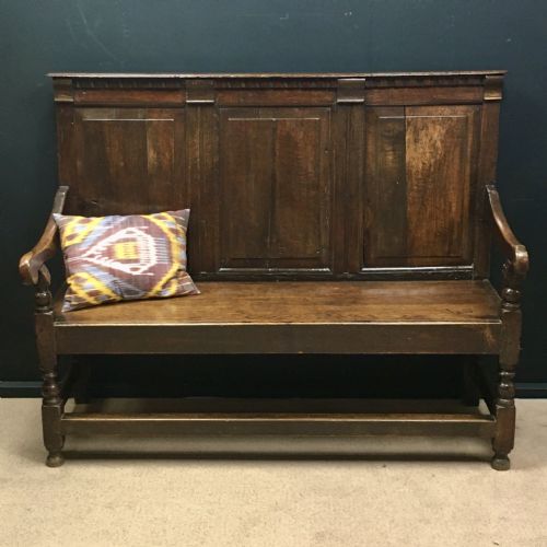 18th century oak settle - CATEGORY: ANTIQUE FURNITURE - DATED 18TH CENTURY