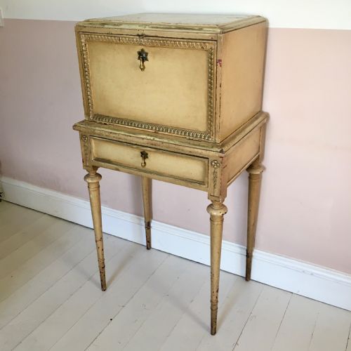 19th century escritoire cabinet on legs - CATEGORY: ANTIQUE BUREAU - DATED 19TH CENTURY
