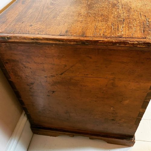 ANTIQUE PINE TRUNK BLANKET BOX - ADDITIONAL PHOTO 7
