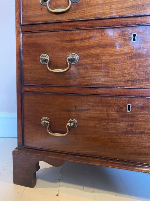 SMALL 19THC MAHOGANY CHEST OF DRAWERS - ADDITIONAL PHOTO 2
