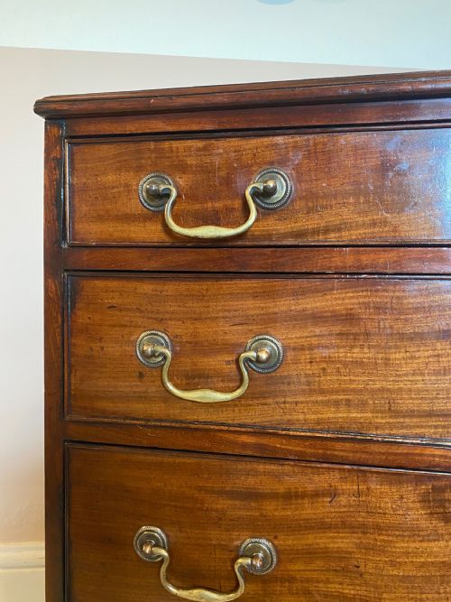 SMALL 19THC MAHOGANY CHEST OF DRAWERS - ADDITIONAL PHOTO 3