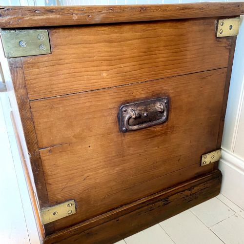19TH CENTURY PINE TRUNK - ADDITIONAL PHOTO 3
