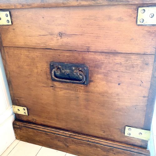 19TH CENTURY PINE TRUNK - ADDITIONAL PHOTO 4