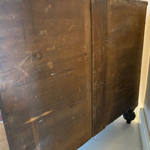 19TH CENTURY MAHOGANY BOW FRONT CHEST OF DRAWERS - ADDITIONAL PHOTO 11