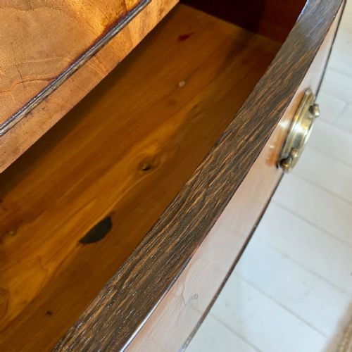 REGENCY MAHOGANY CHEST OF DRAWERS - ADDITIONAL PHOTO 5