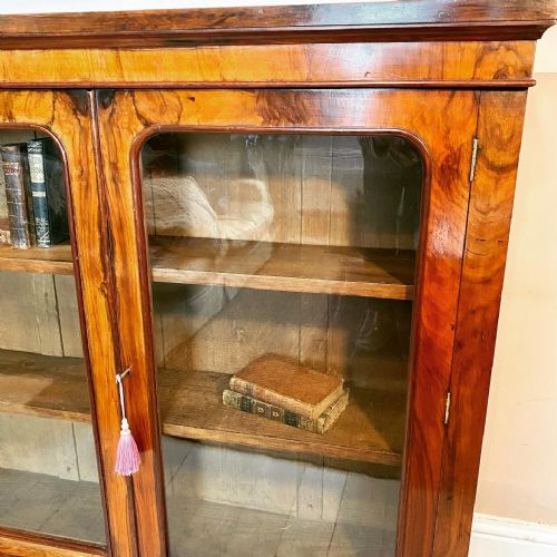 19TH CENTURY WALNUT GLAZED BOOKCASE - ADDITIONAL PHOTO 7