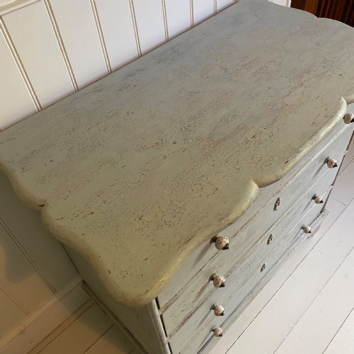 19TH CENTURY CONTINENTAL PAINTED CHEST OF DRAWERS - ADDITIONAL PHOTO 2