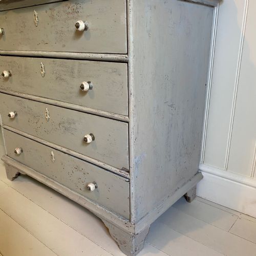 19TH CENTURY CONTINENTAL PAINTED CHEST OF DRAWERS - ADDITIONAL PHOTO 8