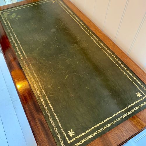 19TH CENTURY SMALL MAHOGANY PEDESTAL DESK - ADDITIONAL PHOTO 2