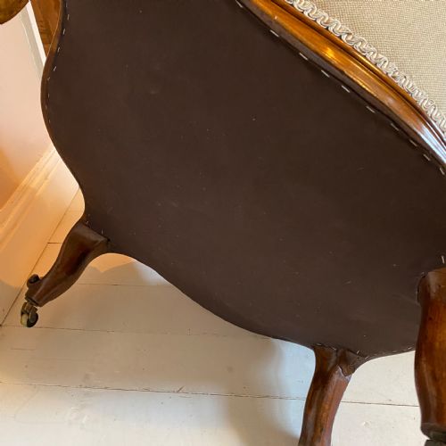 19TH CENTURY WALNUT BUTTON BACK CHAIR - ADDITIONAL PHOTO 8