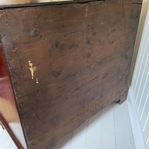 GEORGIAN MAHOGANY CHEST OF DRAWERS - ADDITIONAL PHOTO 9