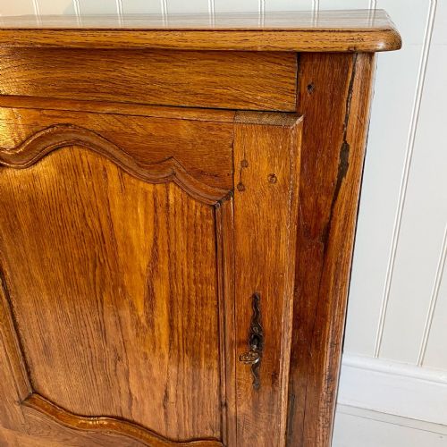 18TH CENTURY FRENCH OAK CUPBOARD - ADDITIONAL PHOTO 1