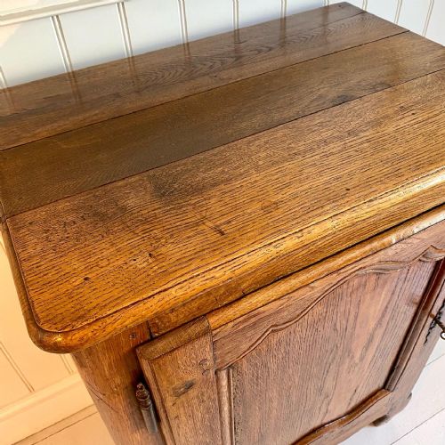 18TH CENTURY FRENCH OAK CUPBOARD - ADDITIONAL PHOTO 2