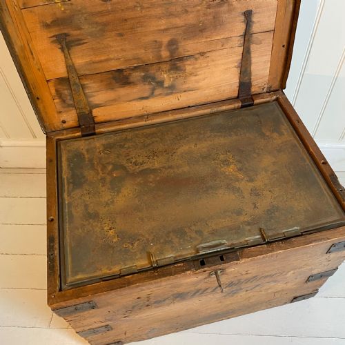 PINE CAMPAIGN TRUNK - ADDITIONAL PHOTO 4