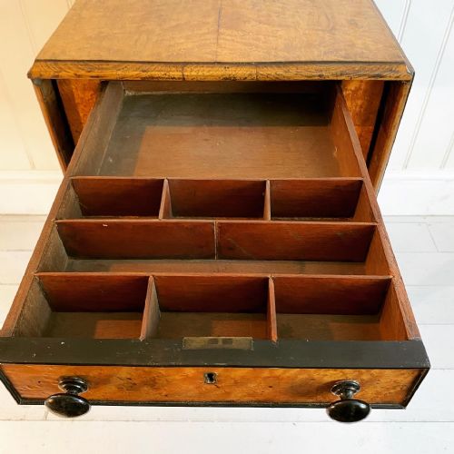 19TH CENTURY BURR MAPLE DROP FLAP TABLE - ADDITIONAL PHOTO 3