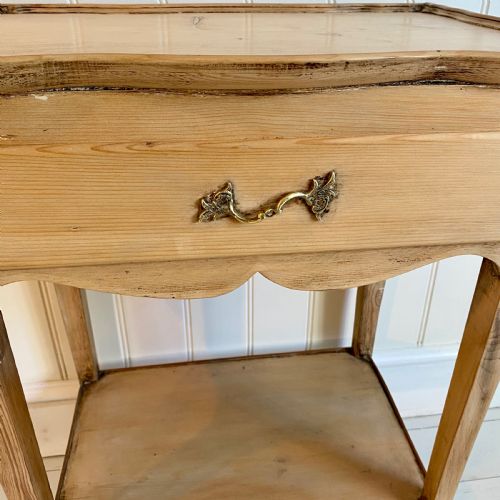 19TH CENTURY FRENCH PINE TABLE - ADDITIONAL PHOTO 5