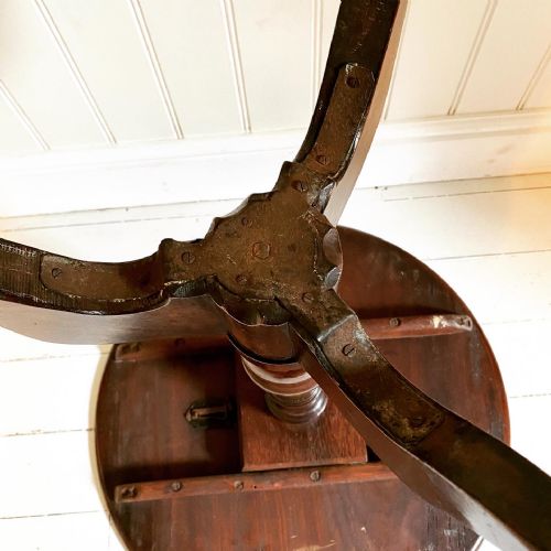 GEORGIAN MAHOGANY TILT TOP OCCASIONAL TABLE - ADDITIONAL PHOTO 7