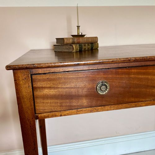 19TH CENTURY MAHOGANY SIDE TABLE - ADDITIONAL PHOTO 2