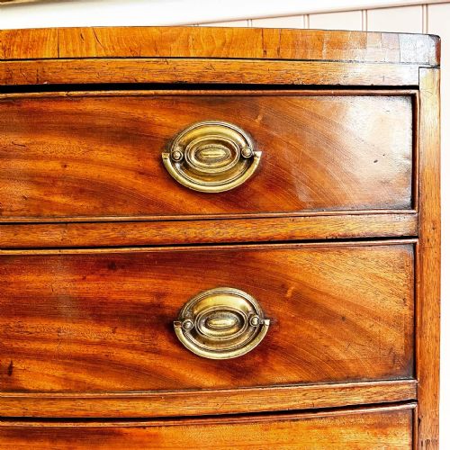 REGENCY MAHOGANY BOW FRONT CHEST OF DRAWERS - ADDITIONAL PHOTO 2