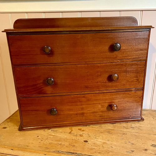 19TH CENTURY SMALL MAHOGANY DRAWERS - ADDITIONAL PHOTO 1