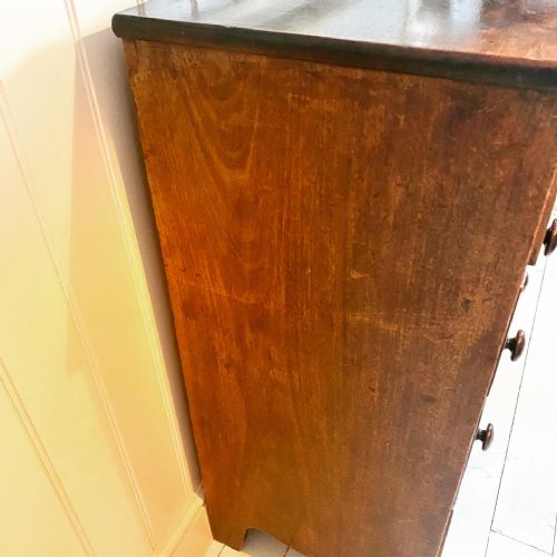 19TH CENTURY MAHOGANY CHEST OF DRAWERS - ADDITIONAL PHOTO 5