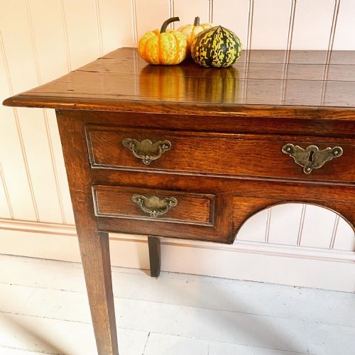 18TH CENTURY OAK LOWBOY - ADDITIONAL PHOTO 1