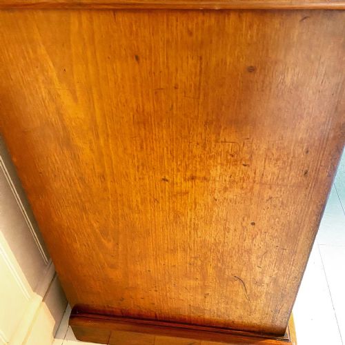 19TH CENTURY MAHOGANY CHEST OF DRAWERS - ADDITIONAL PHOTO 6