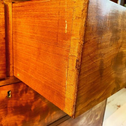 19TH CENTURY MAHOGANY CHEST OF DRAWERS - ADDITIONAL PHOTO 8