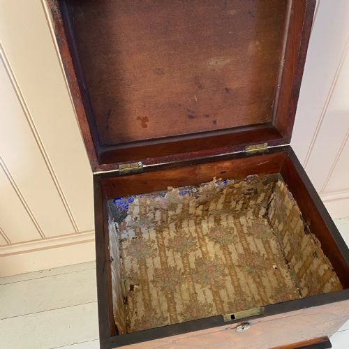 GEORGIAN MAHOGANY WINE COOLER CELLARETTE - ADDITIONAL PHOTO 5