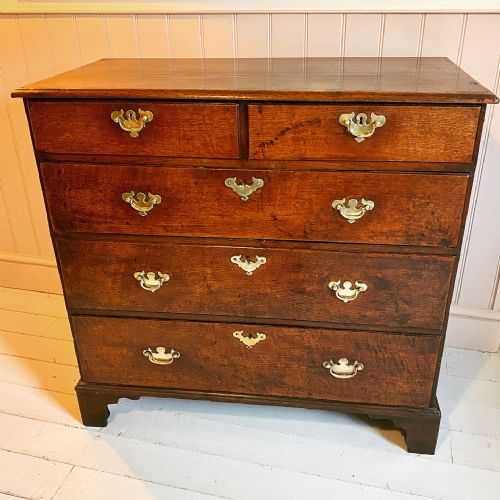 georgian oak chest of drawers - CATEGORY: ANTIQUE CHEST OF DRAWERS - DATED GEORGIAN