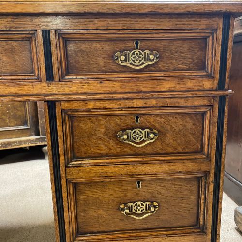 19TH CENTURY OAK PEDESTAL DESK - ADDITIONAL PHOTO 12