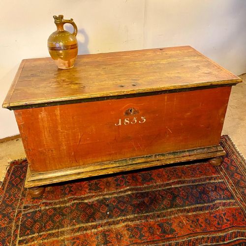 19h century swedish painted trunk - CATEGORY: ANTIQUE CHESTS - DATED 19TH CENTURY