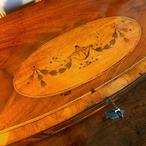 GEORGIAN MAHOGANY DRESSING TABLE MIRROR - ADDITIONAL PHOTO 5