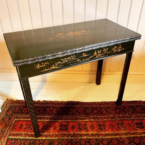 19th century tea table - CATEGORY: ANTIQUE TABLES - DATED 19TH CENTURY