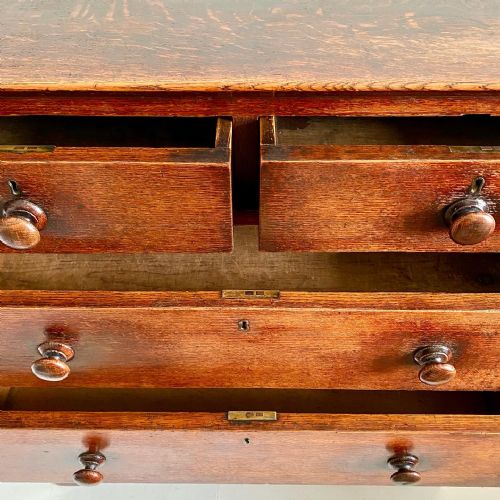 GEORGIAN OAK CHEST OF DRAWERS - ADDITIONAL PHOTO 5